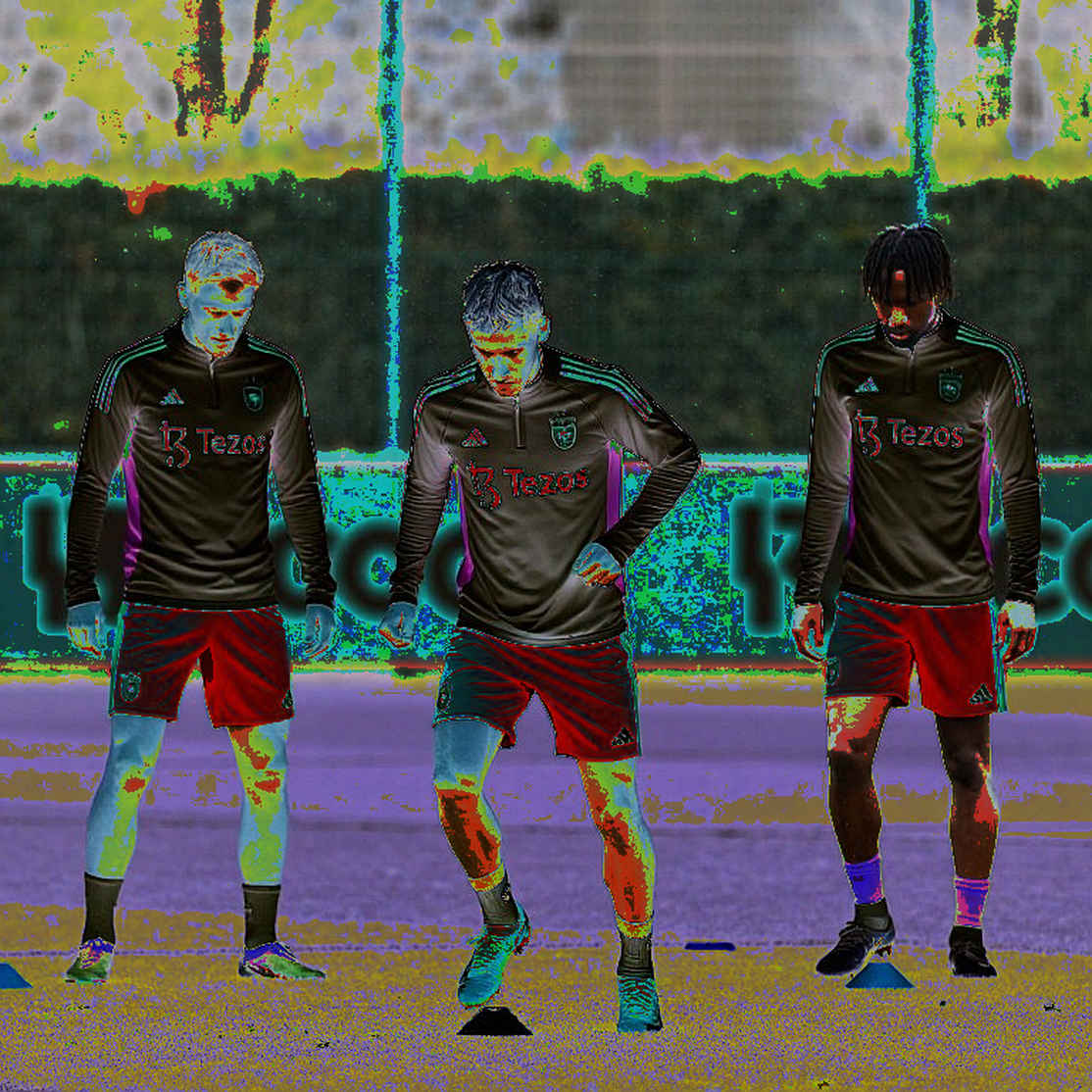 CAHN vs Kashima Antlers: Khoảng cách V-League và J1 nằm ở tầng dòng tiền