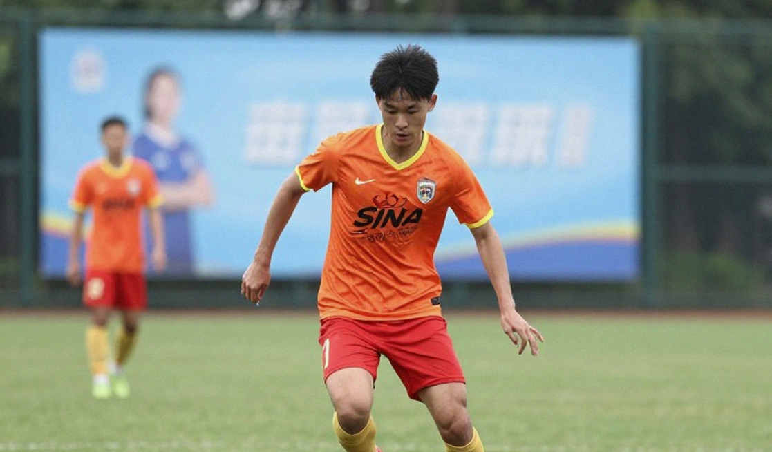 Hợp đồng không lời nói: Vì sao thương vụ Nguyễn Công Phượng vào CLB Bình Dương là phép thử của thị trường chuyển nhượng nội