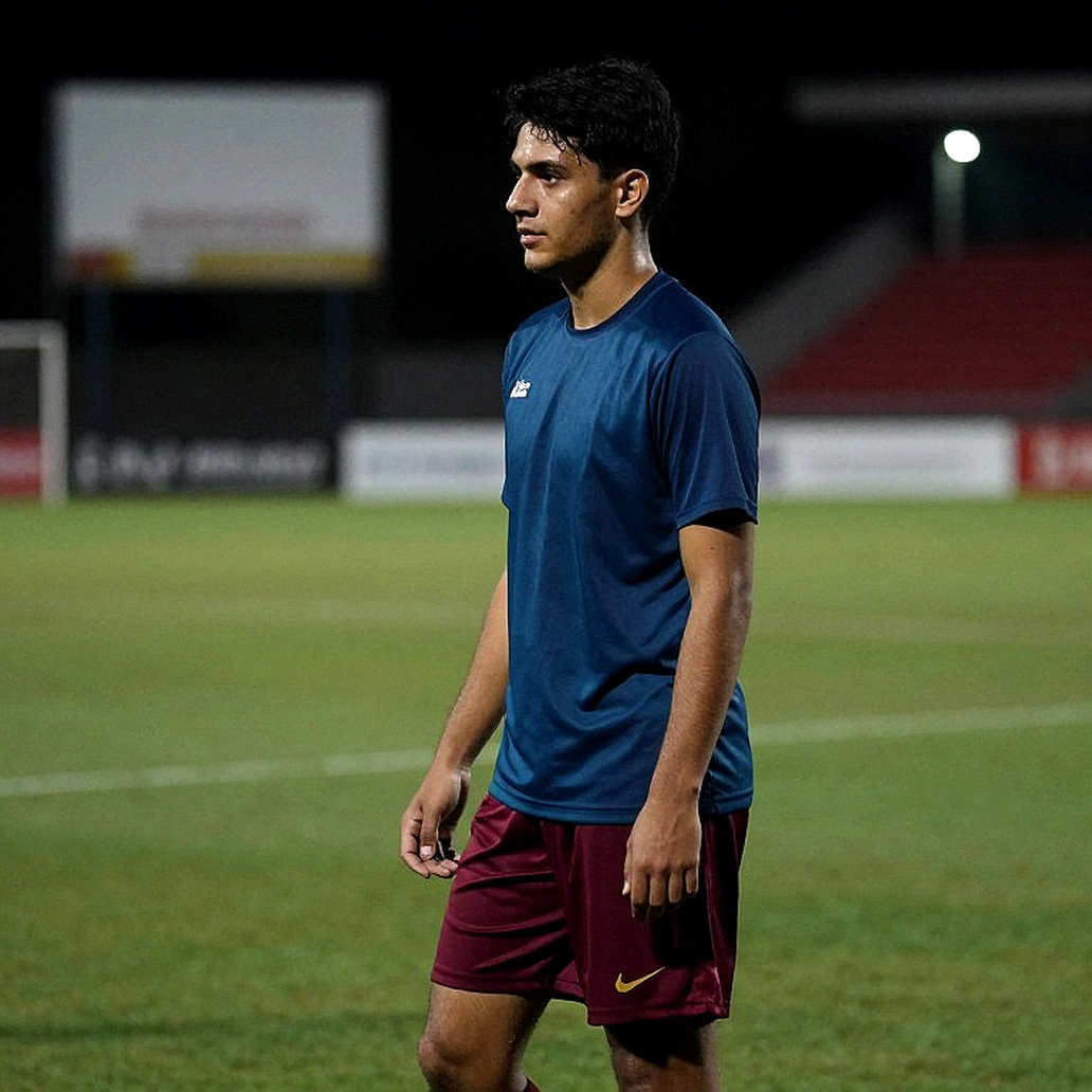 Cong Phuong đứng một mình giữa cỗ máy luân chuyển: Dong Nai FC và bài toán của kẻ yếu thế