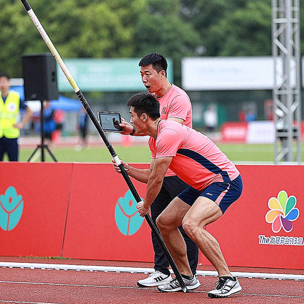 Từ Ashford 2026 đến Freeman 2026: 19 năm định hình trang phục đường chạy điền kinh