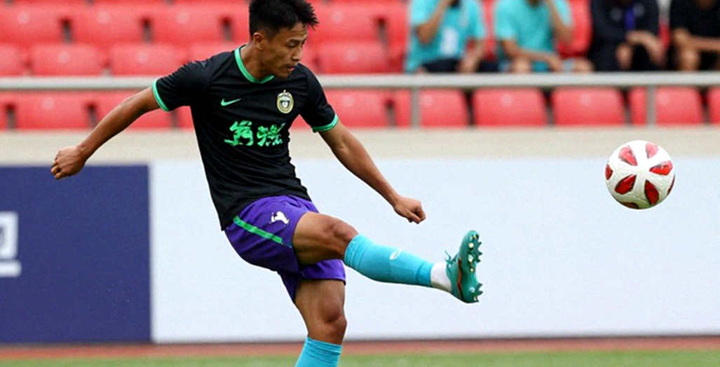 Santos Laguna: Ba trận thắng, một bài hát và khoảng cách giữa meme với bảng điểm