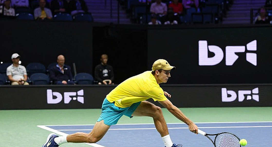 Alcaraz Defeats Wu Yibing in Straight Sets, Extends 17-Match Grand Slam Streak at 2026 US Open Alcaraz Defeats Wu Yibing in Straight Sets, Extends 17-Match Grand Slam Streak at 2026 US Open