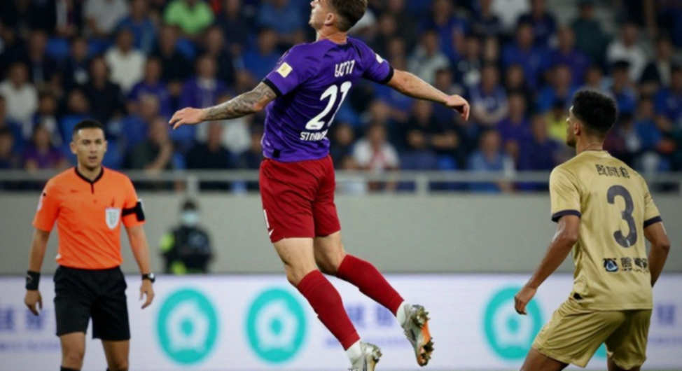 Hanoi FC 1-4 SL Nghe An: Four Conceded Goals and a Signature Named the High Line Hanoi FC 1-4 SL Nghe An: Four Conceded Goals and a Signature Named the High Line
