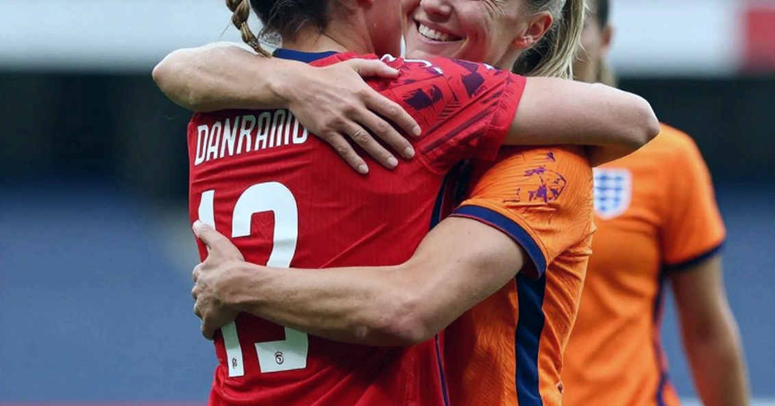 Gen.G vào tứ kết với thành tích 3-0, nhưng ván thua LYON mới là dữ liệu đáng lo