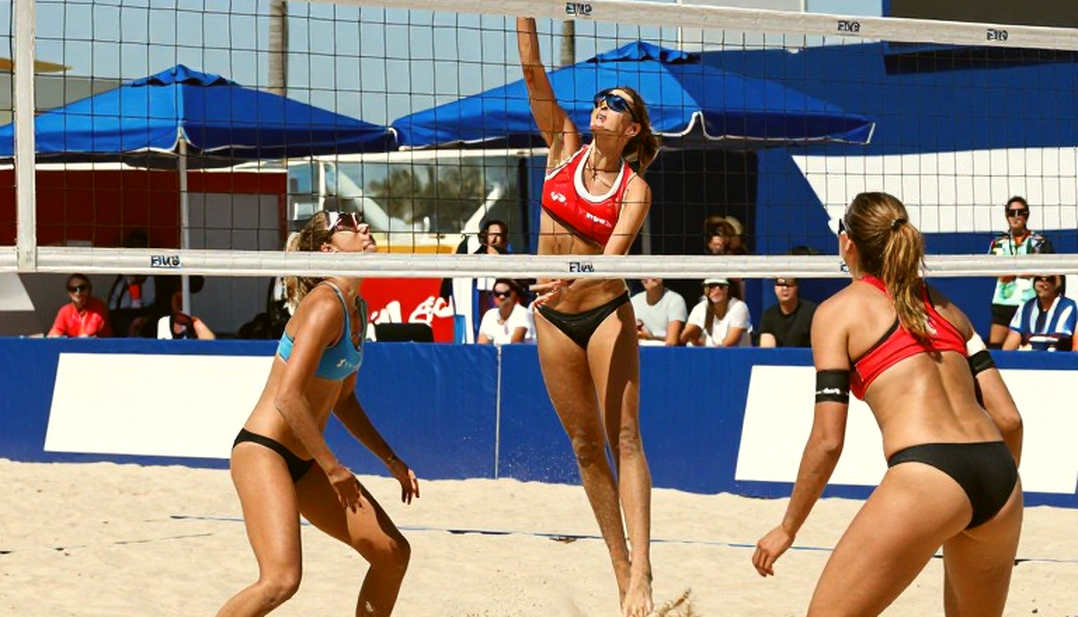 Mổ xẻ 30 năm danh hiệu MOP bóng chuyền nữ NCAA: vị trí nào thắng, và tín hiệu Walsh - May
