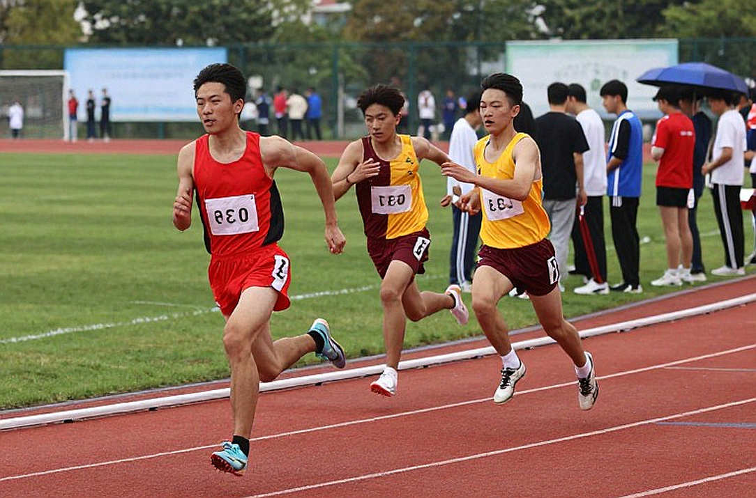 Valorant Champions Shanghai: Chiếc bàn kim loại và ván đấu không được tua lại Valorant Champions Shanghai: Chiếc bàn kim loại và ván đấu không được tua lại