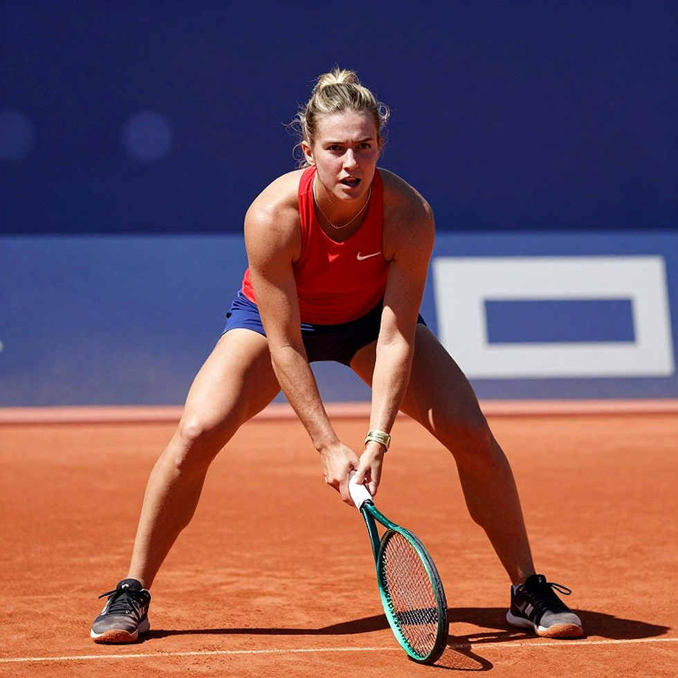 Sabalenka tại Bắc Kinh: 99 tuần ngôi số một, một năm trắng Grand Slam và bài toán mang tên 'tươi mới'